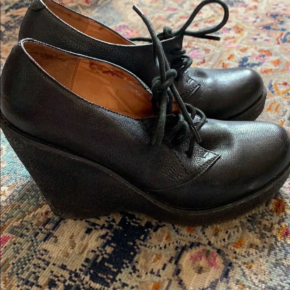 Jeffrey Campbell Black rubber heal shoe